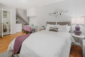 Studio Haven in Times Square & Nearby Restaurants